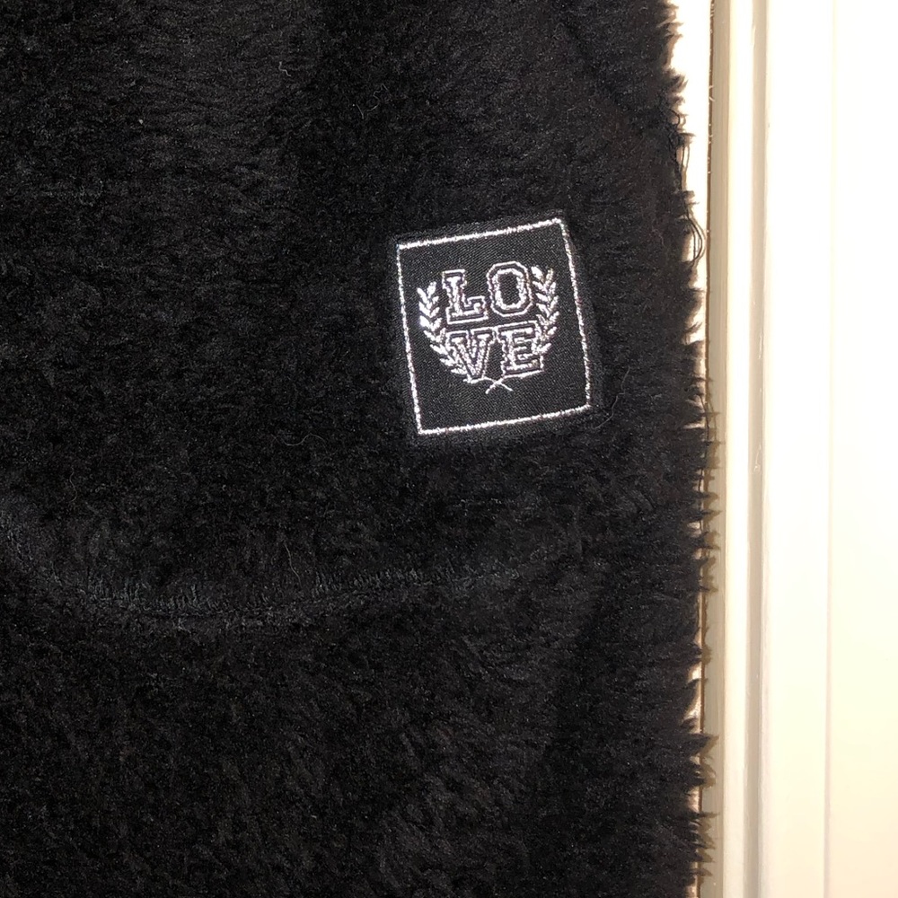 Black fluffy jogger pants - medium